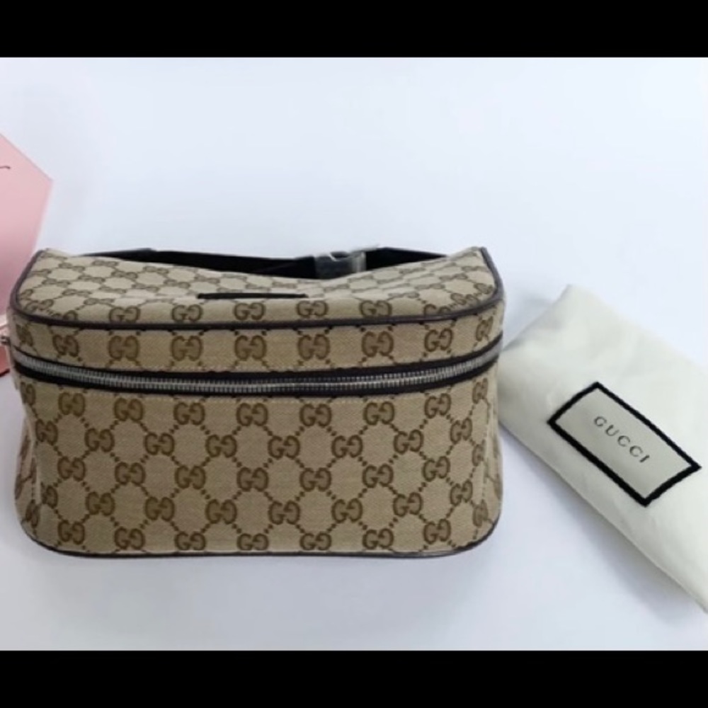 GUCCI GG CANVAS BUM BAG